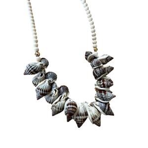 90s Y2K Conch Shell Choker Necklace